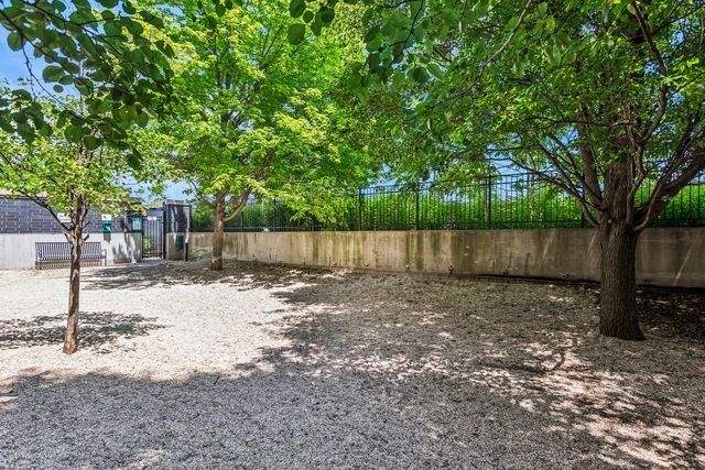 1901 S Calumet Avenue 803, Chicago, IL 60616