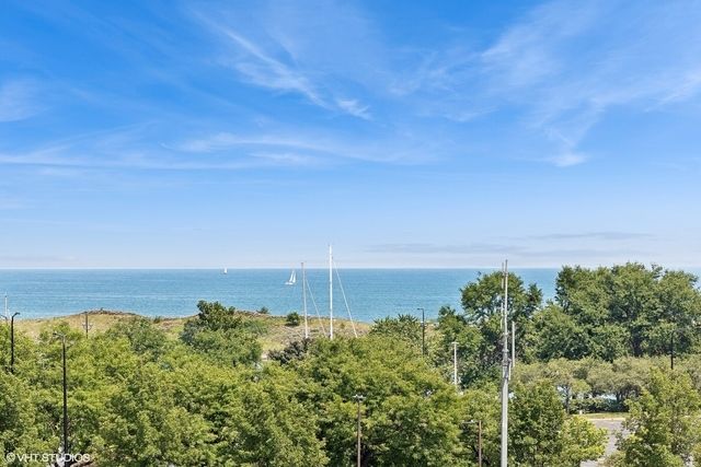 1901 S Calumet Avenue 803, Chicago, IL 60616