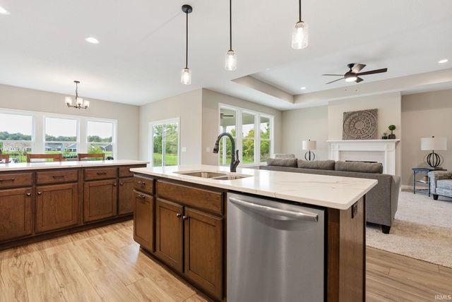 2966 Honeywood Lane, Fort Wayne, IN 46818