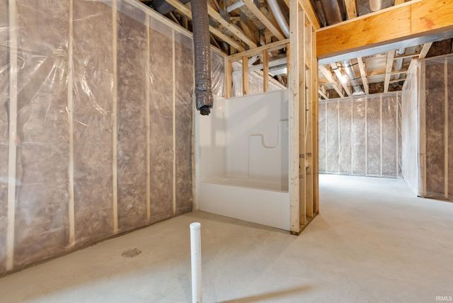 2966 Honeywood Lane, Fort Wayne, IN 46818