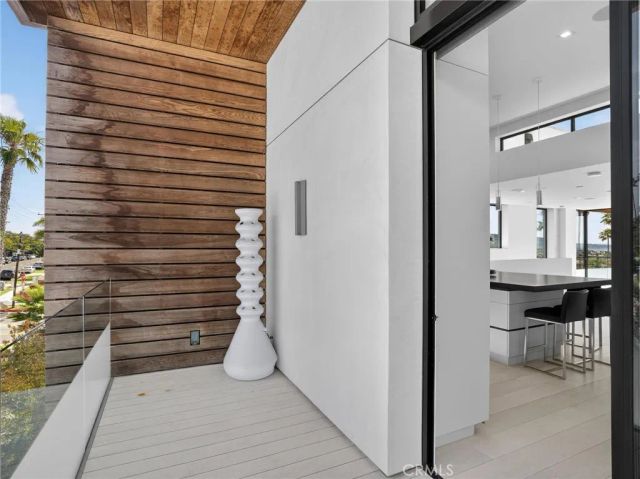 703 N Lucia, Redondo Beach, CA 90277