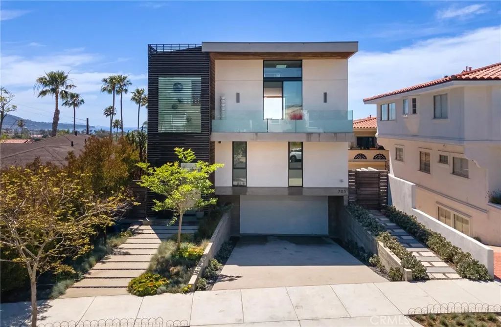 703 N Lucia, Redondo Beach, CA 90277