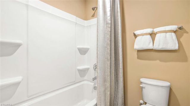 3749 Quail Haven Lane, Winston-salem, NC 27107