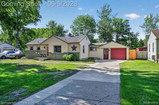 39185 Chase Street, Romulus, MI 48174