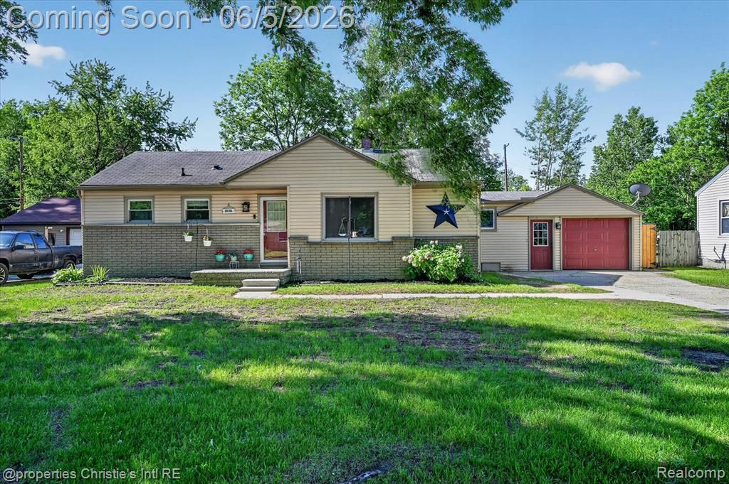 39185 Chase Street, Romulus, MI 48174