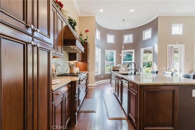 27101 Buckskin Lane, Canyon Country, CA 91387