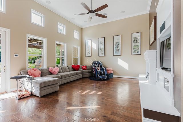 27101 Buckskin Lane, Canyon Country, CA 91387