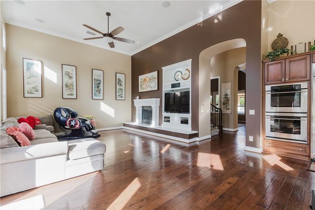 27101 Buckskin Lane, Canyon Country, CA 91387