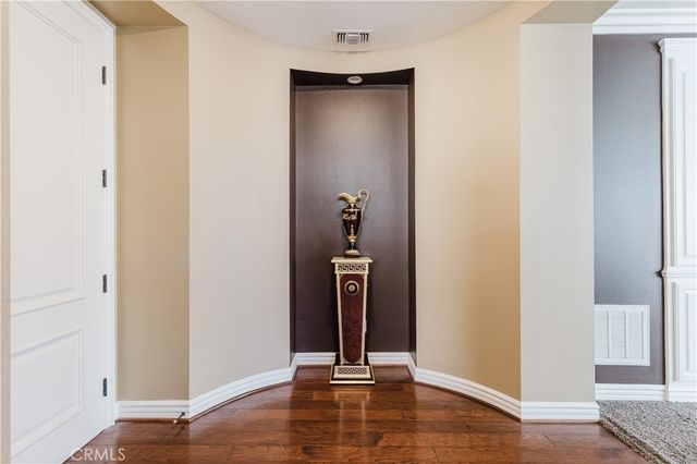 27101 Buckskin Lane, Canyon Country, CA 91387