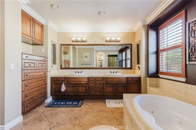 27101 Buckskin Lane, Canyon Country, CA 91387