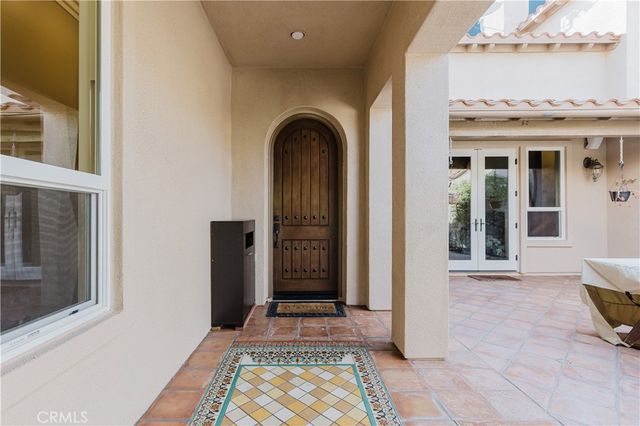 27101 Buckskin Lane, Canyon Country, CA 91387