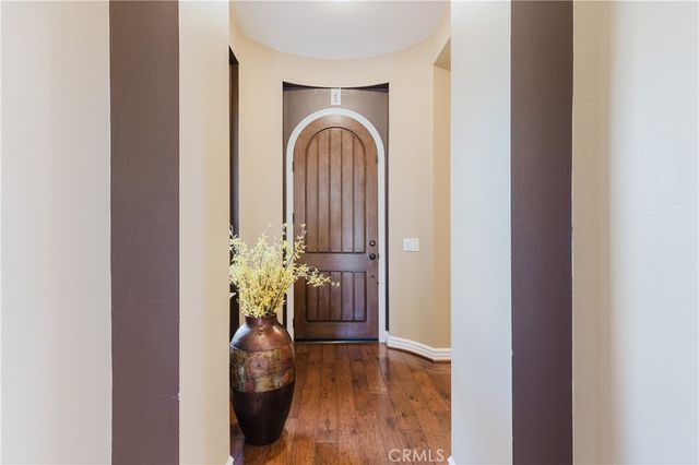 27101 Buckskin Lane, Canyon Country, CA 91387
