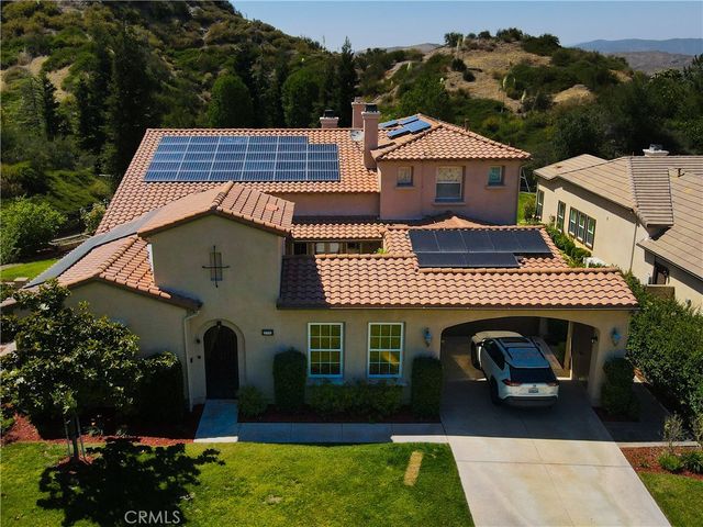 27101 Buckskin Lane, Canyon Country, CA 91387