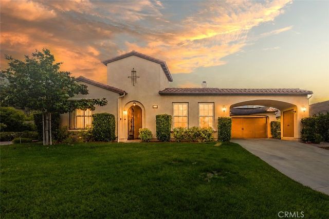27101 Buckskin Lane, Canyon Country, CA 91387