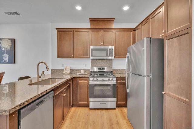 41984 Retsina St 705, Murrieta, CA 92562