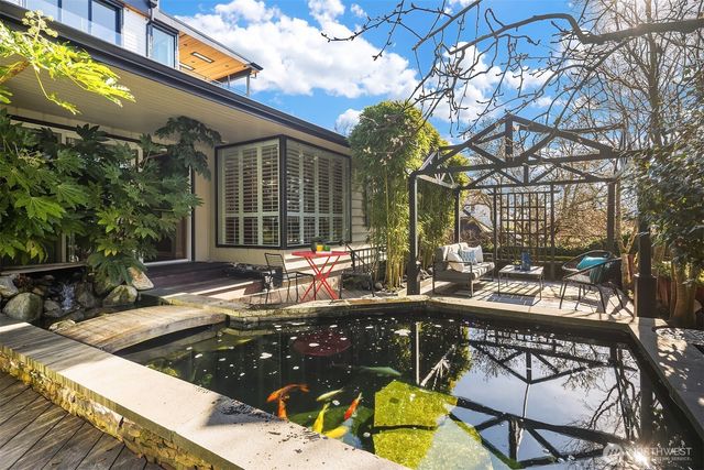 1614 31st Avenue W, Seattle, WA 98199