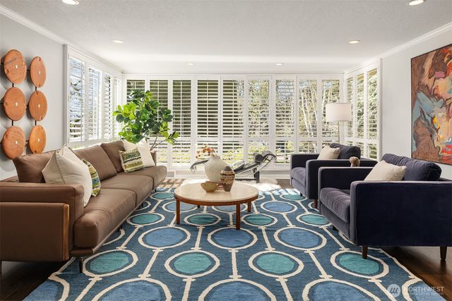 1614 31st Avenue W, Seattle, WA 98199