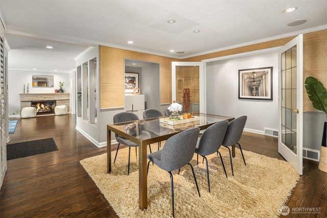 1614 31st Avenue W, Seattle, WA 98199