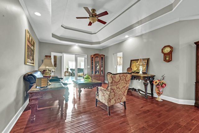 476 Maxshire Ct, Clarksville, TN 37043