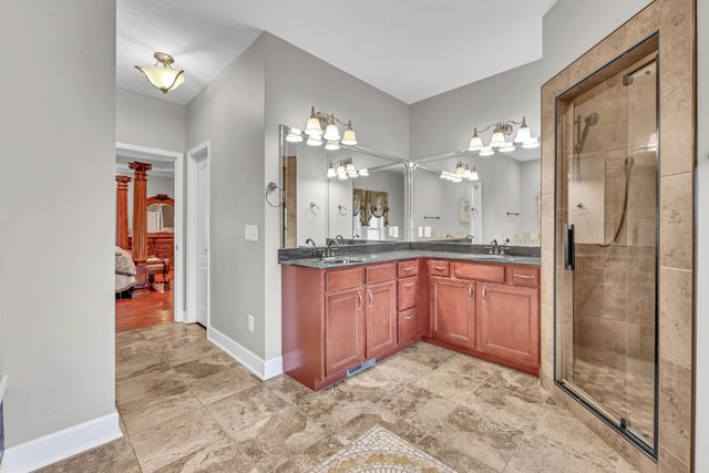 476 Maxshire Ct, Clarksville, TN 37043