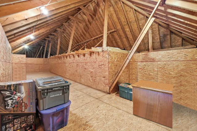 476 Maxshire Ct, Clarksville, TN 37043