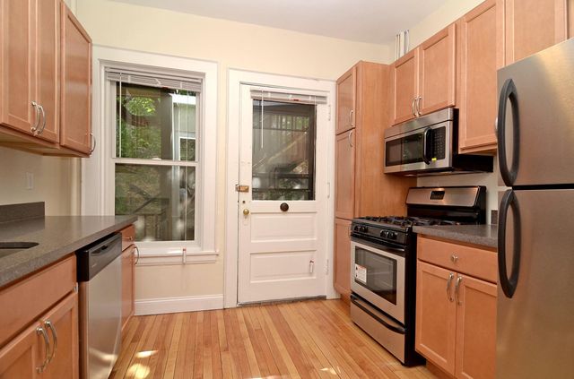 1401 Willow Street 4, Minneapolis, MN 55403