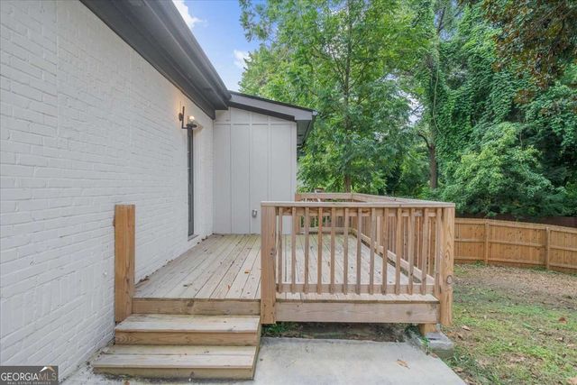 1040 Donnelly Avenue SW, Atlanta, GA 30310