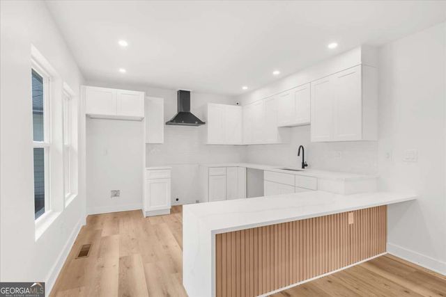 1040 Donnelly Avenue SW, Atlanta, GA 30310