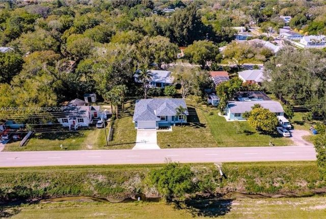 1725 20th Avenue, Vero Beach, FL 32960