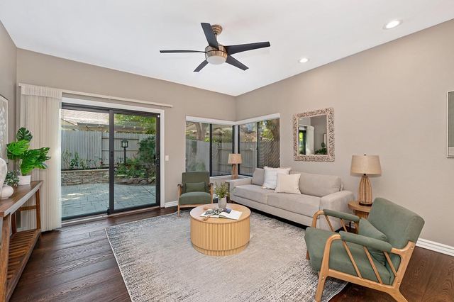 401 Bremerton Ct, Roseville, CA 95661