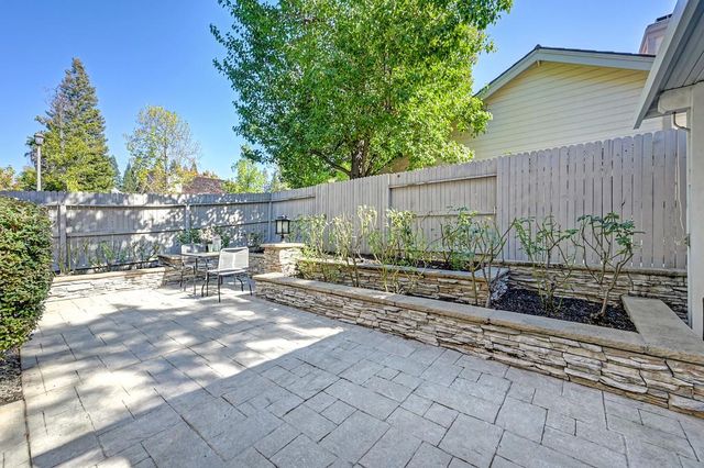 401 Bremerton Ct, Roseville, CA 95661