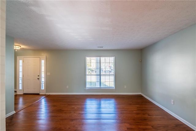 1382 Stoneleigh Way, Stone Mountain, GA 30088