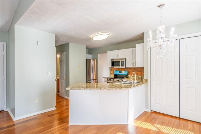 1382 Stoneleigh Way, Stone Mountain, GA 30088