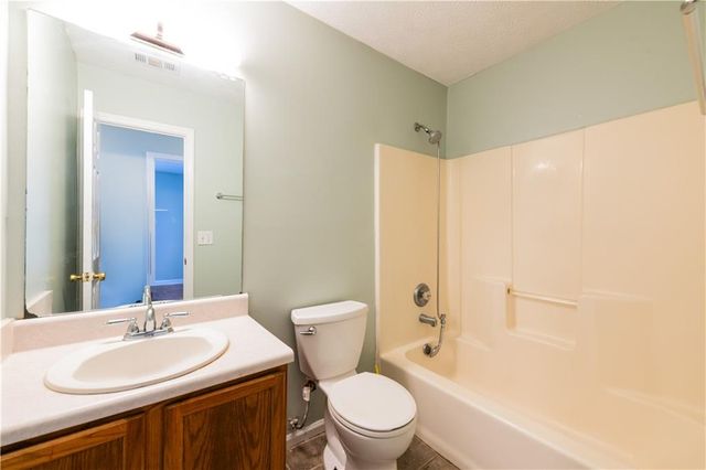 1382 Stoneleigh Way, Stone Mountain, GA 30088