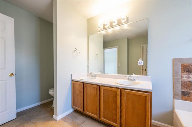 1382 Stoneleigh Way, Stone Mountain, GA 30088