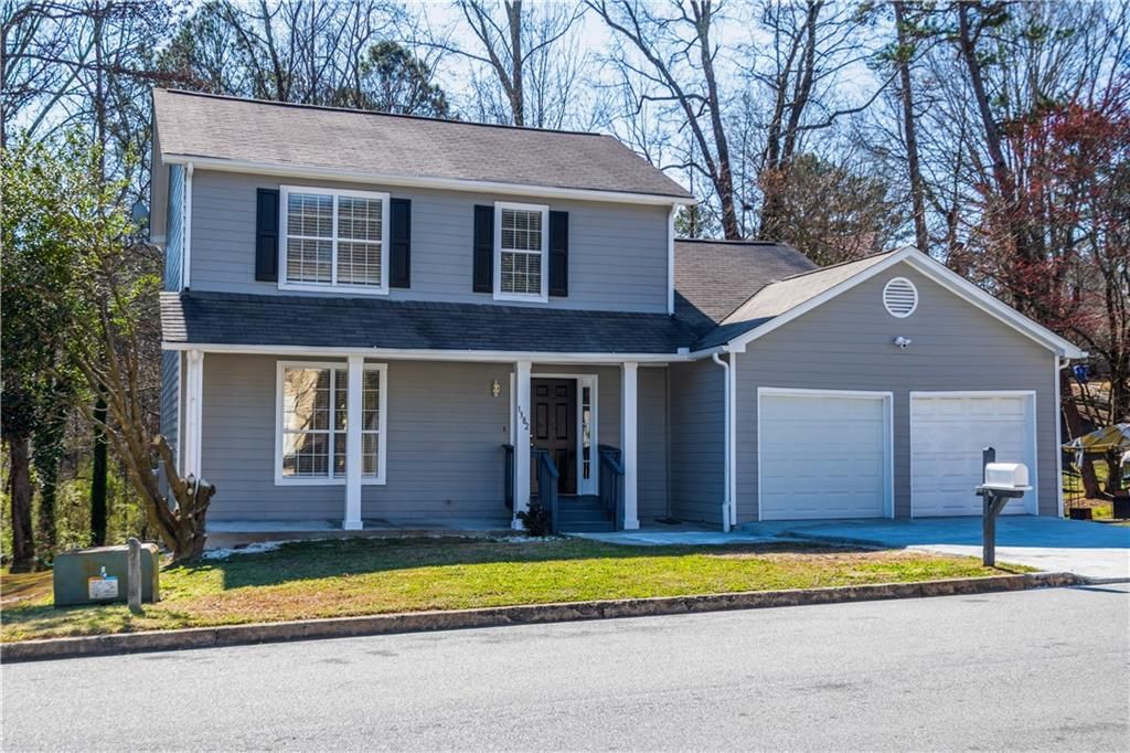 1382 Stoneleigh Way, Stone Mountain, GA 30088