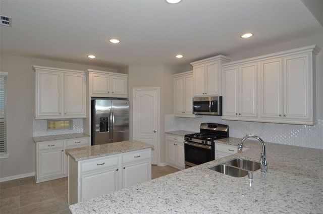 23839 Villa Lisa Dr, Richmond, TX 77406