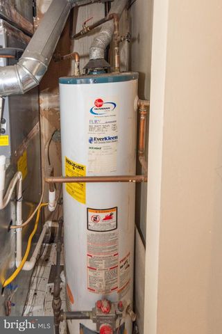 401-405 S HIGH ST, Baltimore, MD 21202