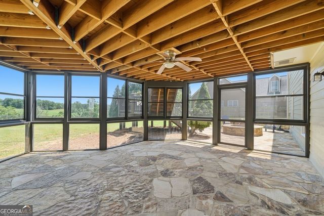 7165 Creek Ridge Drive, Gainesville, GA 30506