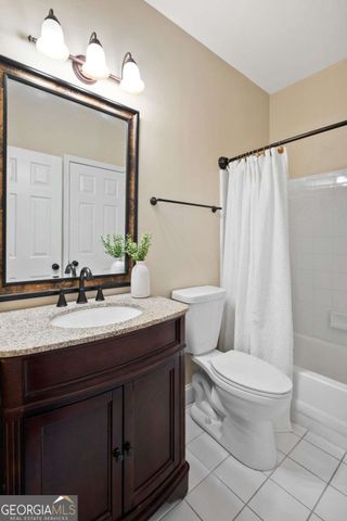 555 Rose Border Drive, Roswell, GA 30075