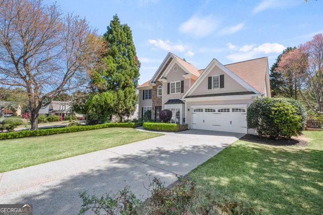 555 Rose Border Drive, Roswell, GA 30075