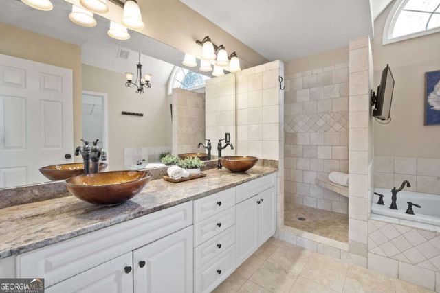 555 Rose Border Drive, Roswell, GA 30075