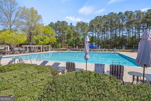 555 Rose Border Drive, Roswell, GA 30075