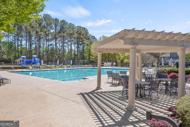 555 Rose Border Drive, Roswell, GA 30075