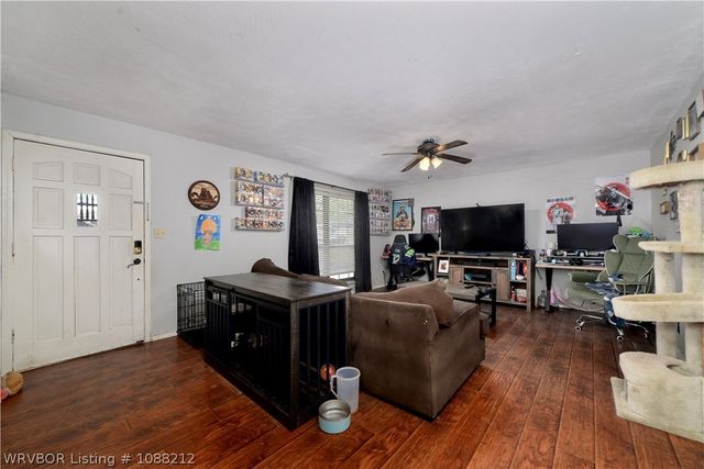 2602 Phillips Drive, Van Buren, AR 72956