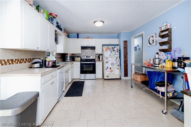 2602 Phillips Drive, Van Buren, AR 72956