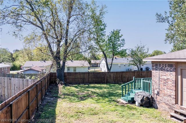 2602 Phillips Drive, Van Buren, AR 72956