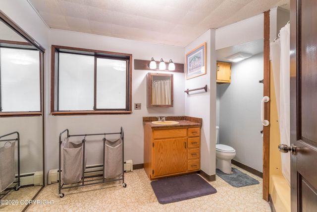 10563 Collins Ct Road, Ketchikan, AK 99901