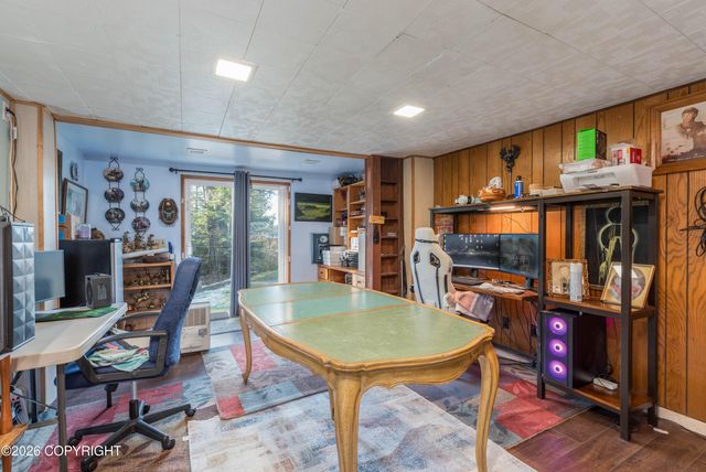 10563 Collins Ct Road, Ketchikan, AK 99901