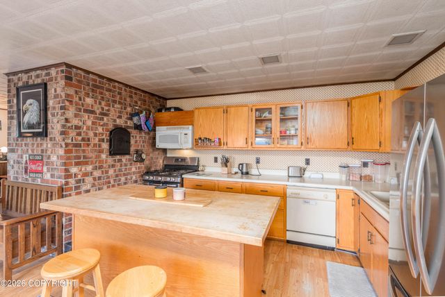 10563 Collins Ct Road, Ketchikan, AK 99901